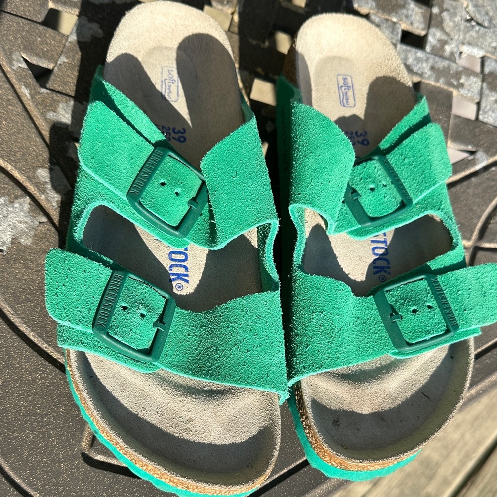 Birkenstock sandals. Size 39 or 8.5. Worn once.